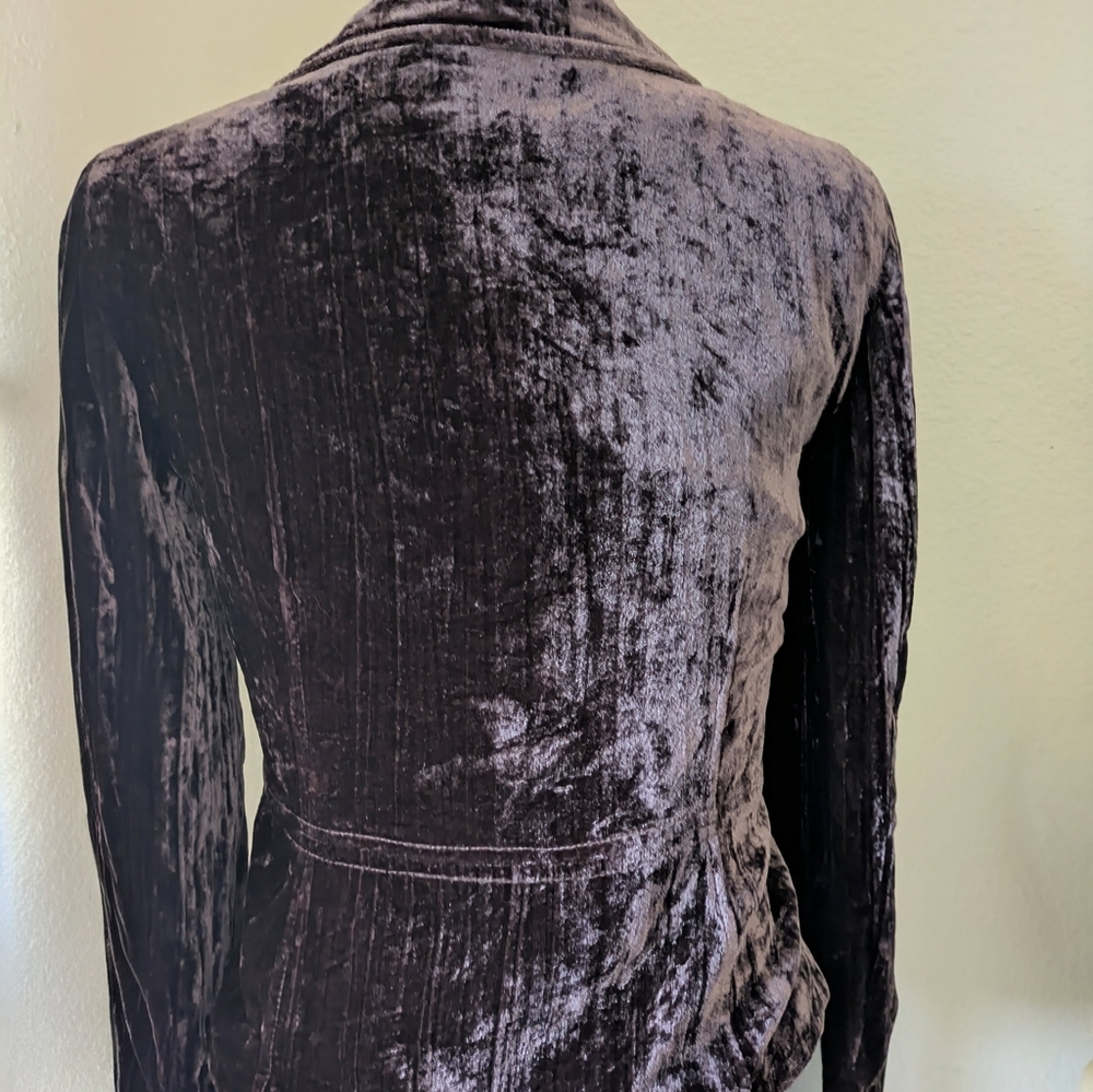 True Meaning Velvet Blazer in Dark chocolate